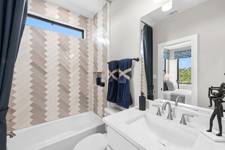 Representative furnished interior of a home built from the Emory by Scott Felder Homes in Leander Estates, Leander (Image 54).