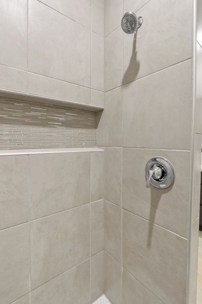 Close-up of interior finishes inside a home in Campo Del Sol, El Paso (Image 8).