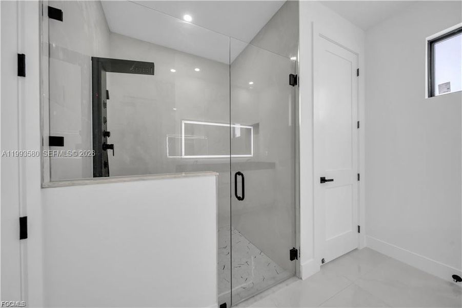 Furnished interior view inside a new home in , Lehigh Acres (Image 12).