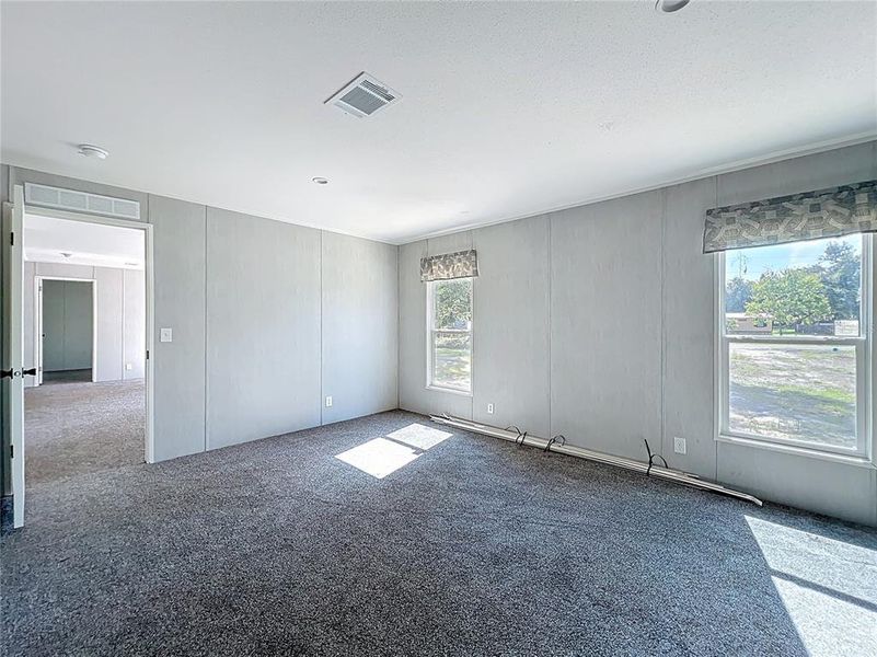 Spacious, unfurnished interior of a new home in , Inglis (Image 26).