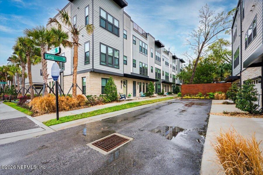 Image 28 of a home in .