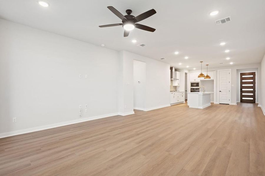 Spacious, unfurnished interior of a new home in Flora, Hutto (Image 29).