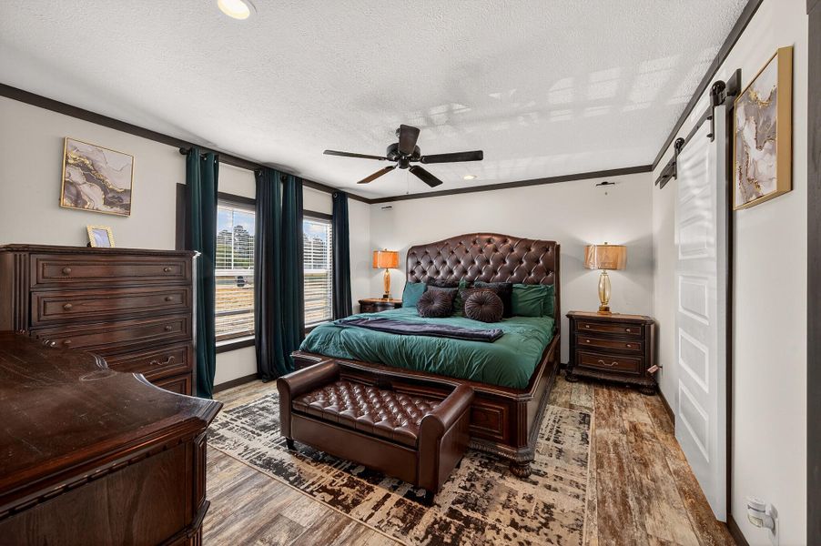 Furnished interior view inside a new home in , Walterboro (Image 7).