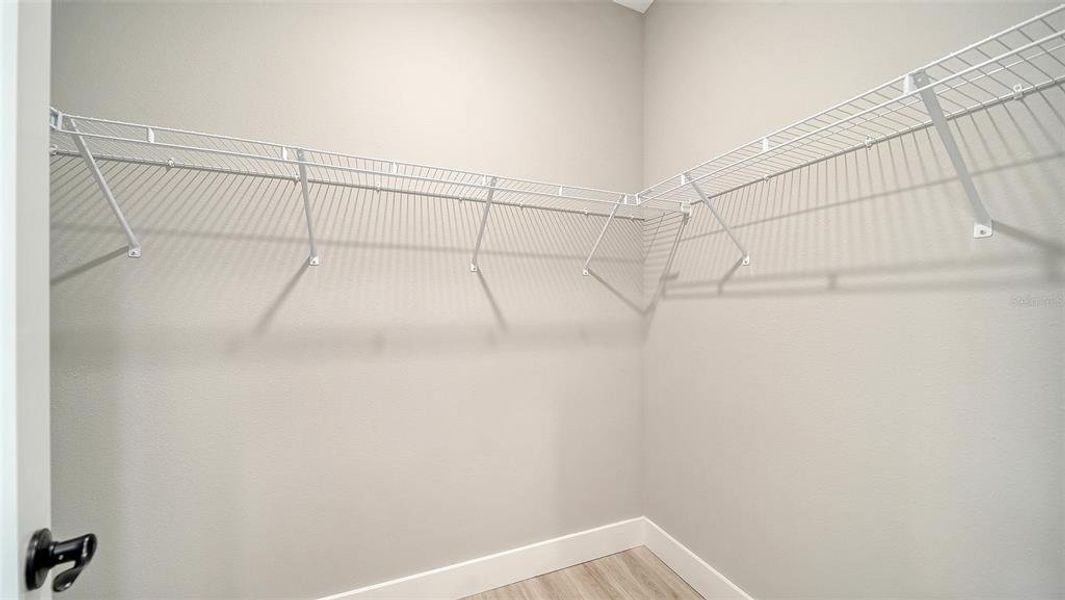 Spacious, unfurnished interior of a new home in , North Port (Image 33).