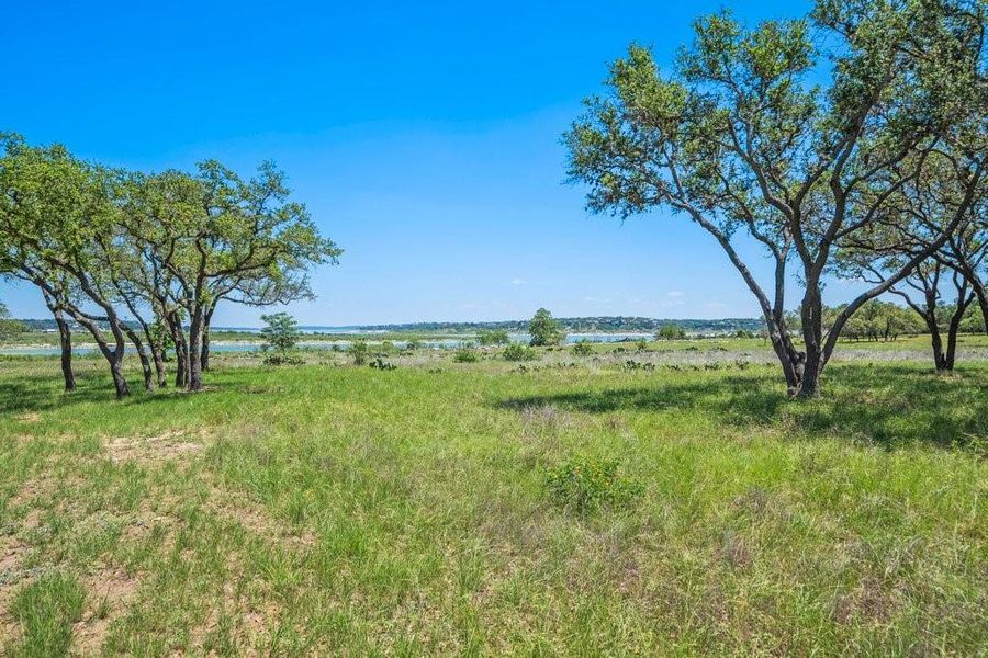 Natural landscape and outdoor views near in Canyon Lake (Image 33). Natural landscape and outdoor views near in Canyon Lake (Image 33).