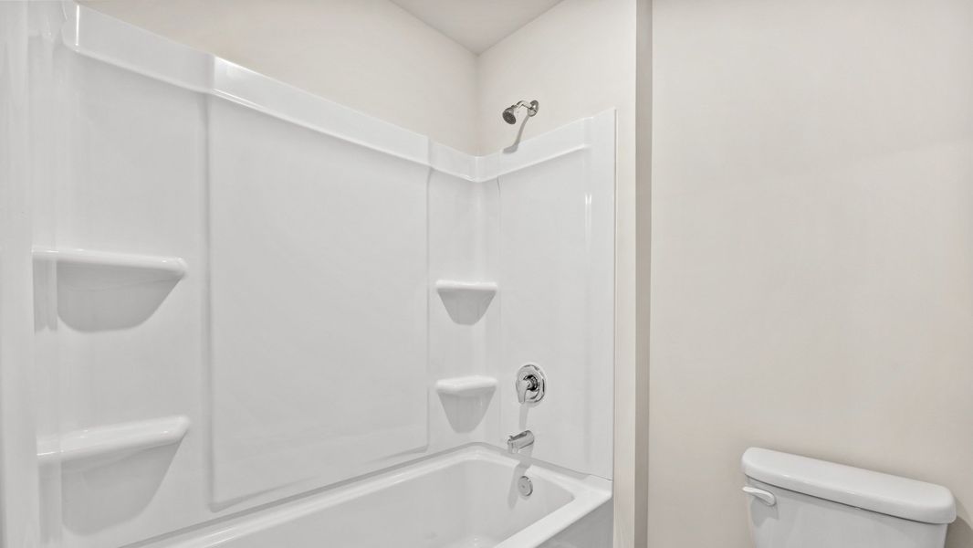 Representative interior finishes for a home built from the Hayden by D.R. Horton in Oakchase at Hampton, Hampton (Image 9).