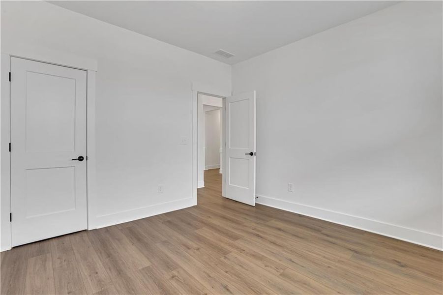 Spacious, unfurnished interior of a new home in Twin Lakes, Hoschton (Image 18).