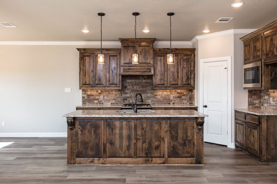 Representative furnished interior of a home built from the The Sydney by Doug Parr Custom Homes in Honeysuckle Ranch, Paradise (Image 8).