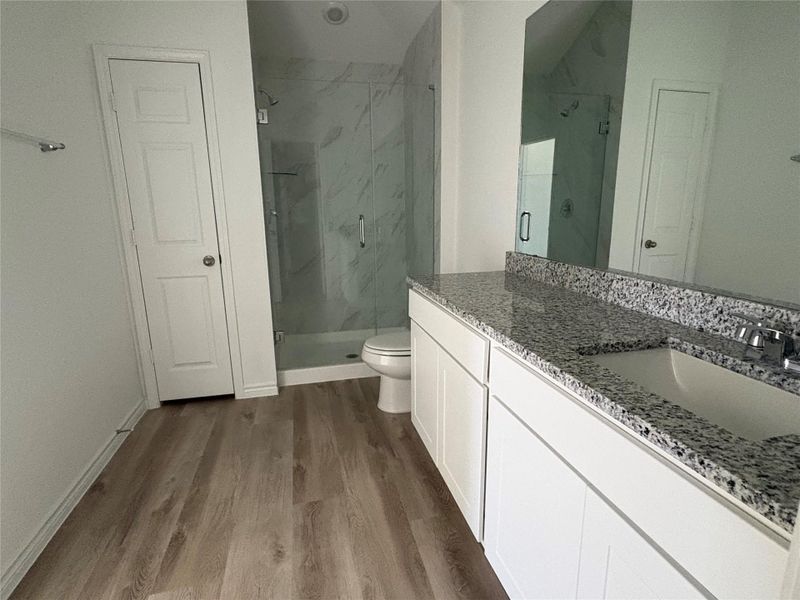 Furnished interior view inside a new home in , Conroe (Image 3).