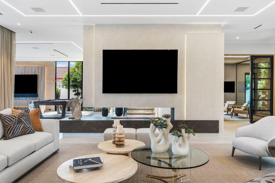 1520_Royal_Palm_Way_11