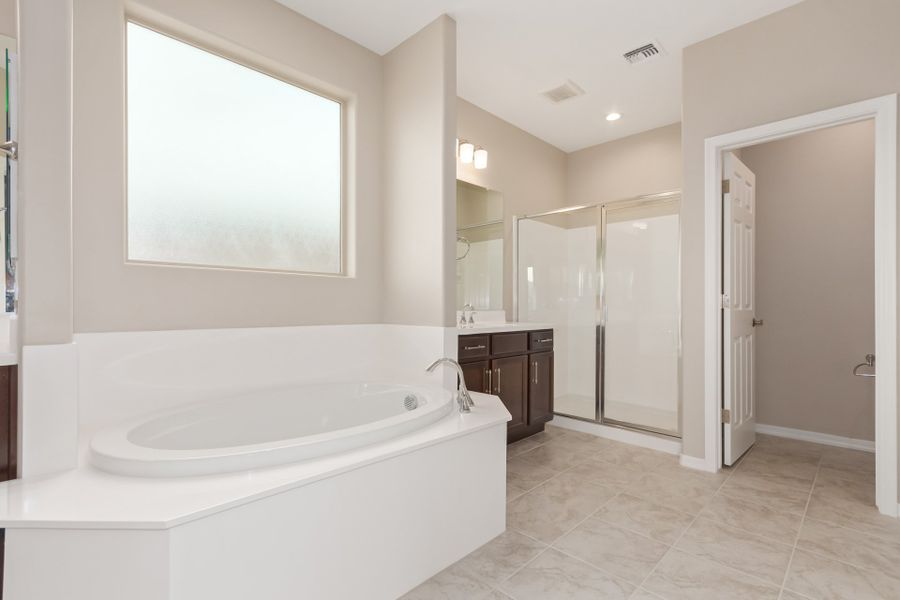 Representative furnished interior of a home built from the Turquoise by Taylor Morrison in Tierra Montana Encore Collection, Laveen (Image 65).