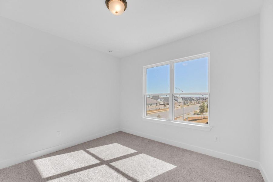 Spacious, unfurnished interior of a new home in Nolina, Georgetown (Image 19).