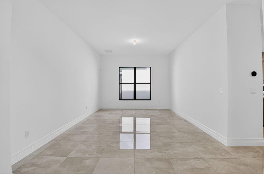 Spacious, unfurnished interior of a new home in , Boca Raton (Image 53).