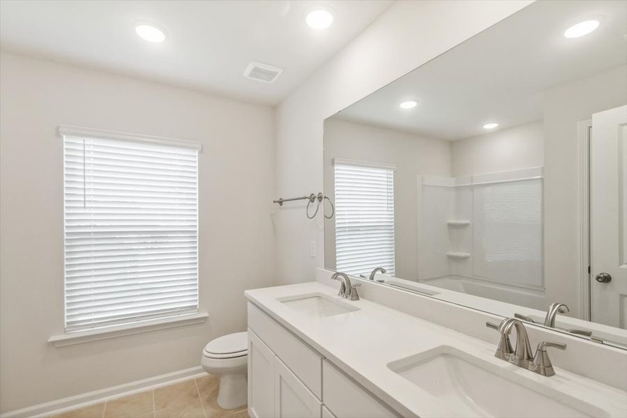 Furnished interior view inside a new home in Heritage Bay, Sumter (Image 10).