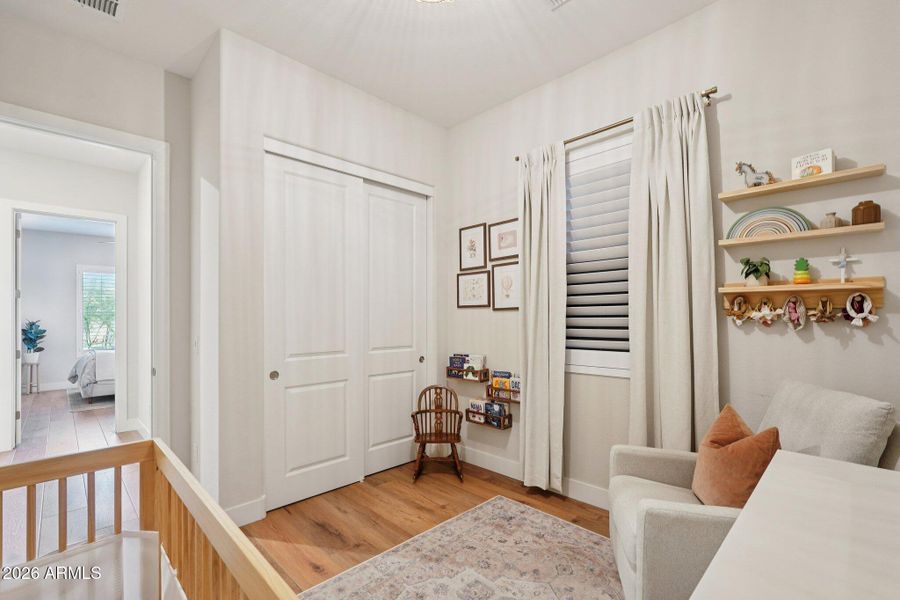 26-web-or-mls-W Roanoke Ave-S2901-026