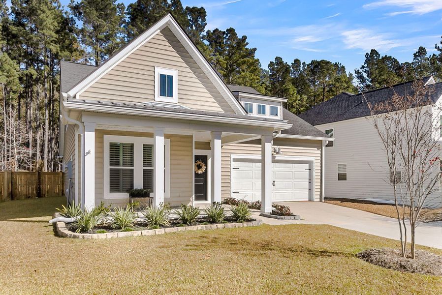 Front exterior of a new home in Sweetgrass at Summers Corner: Arbor Collection, Summerville, SC, highlighting curb appeal (Image 2).