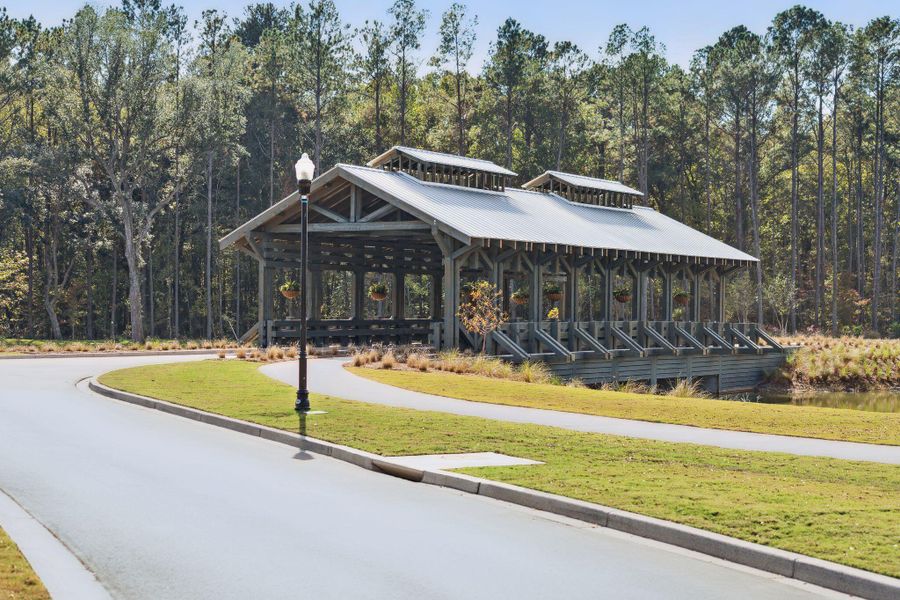 Community amenities in Horizons at Summers Corner | 55+, Summerville (Image 13).