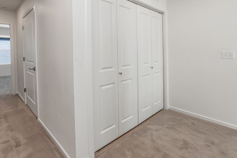 Spacious, unfurnished interior of a new home in Bloom, Fort Collins (Image 26).