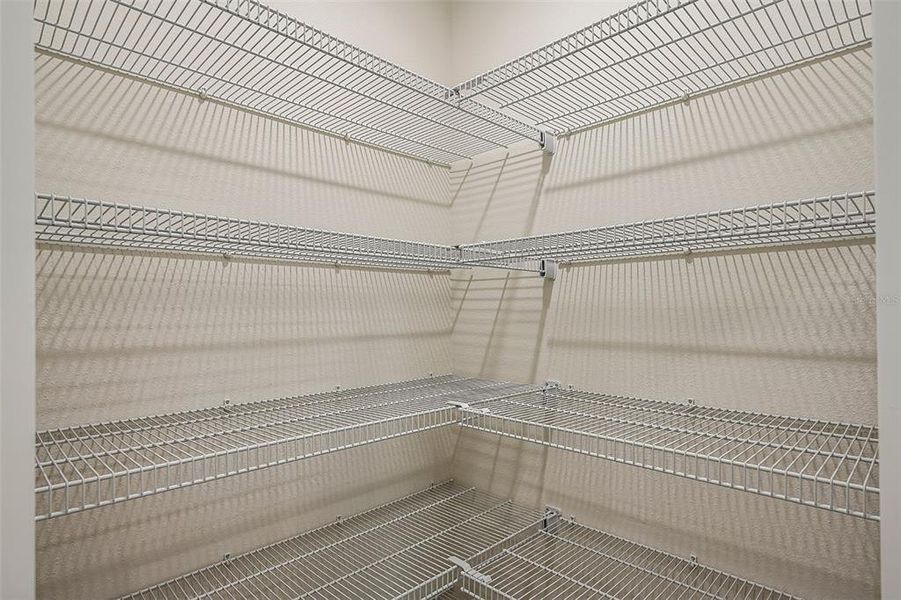 Spacious, unfurnished interior of a new home in Scenic Terrace, Haines City (Image 33).