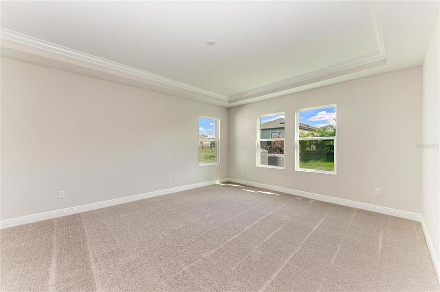 Spacious, unfurnished interior of a new home in Waterset, Apollo Beach (Image 25).