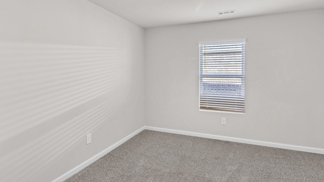 Spacious, unfurnished interior of a new home in Bailey Park, Fayetteville (Image 17).