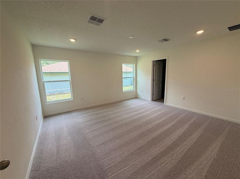 Spacious, unfurnished interior of a new home in Citrus Springs, Dunnellon (Image 8). Spacious, unfurnished interior of a new home in Citrus Springs, Dunnellon (Image 8).