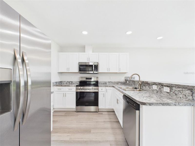 Furnished interior view inside a new home in , Lakeland (Image 12).