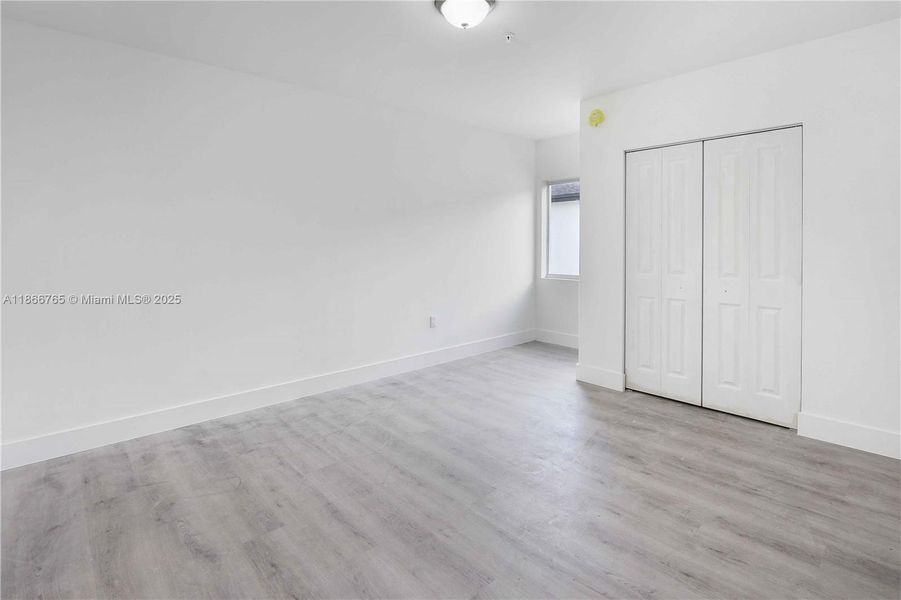 Spacious, unfurnished interior of a new home in , Miami (Image 29).