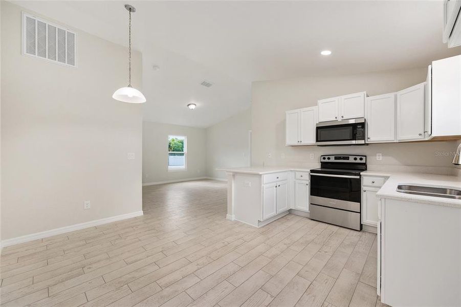 Image 37 of a home in .