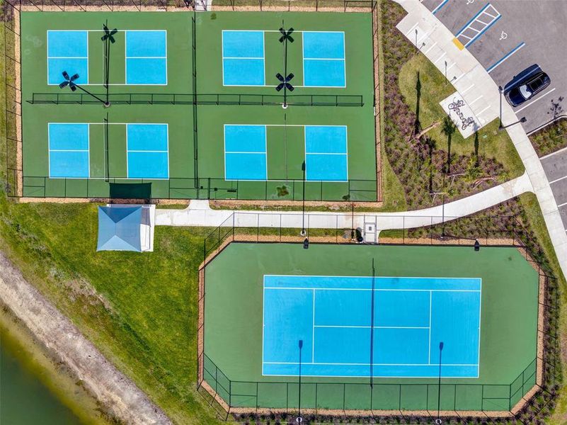 Community amenities in , North Fort Myers (Image 37).