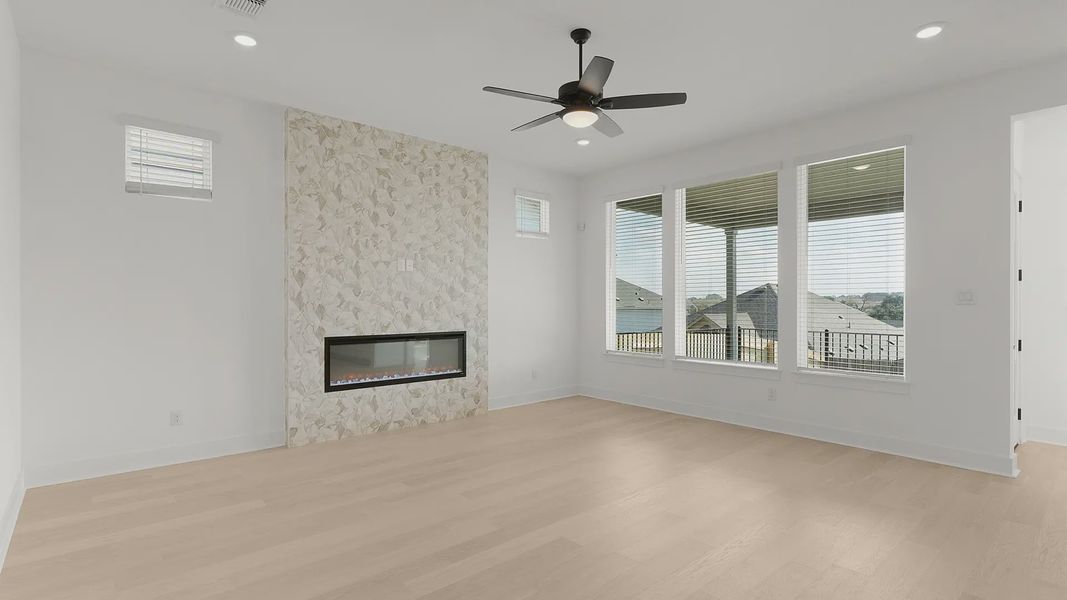 Representative unfurnished interior of a home built from the Cornell by Chesmar Homes in Crescent Bluff, Georgetown (Image 12).
