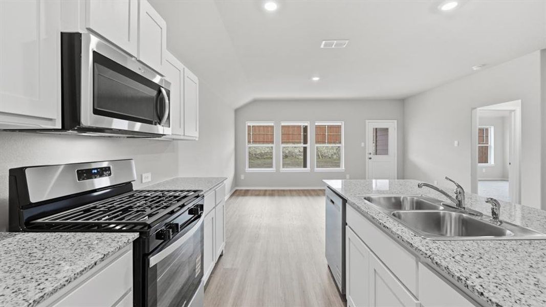 Furnished interior view inside a new home in Legado, Cleburne (Image 6).