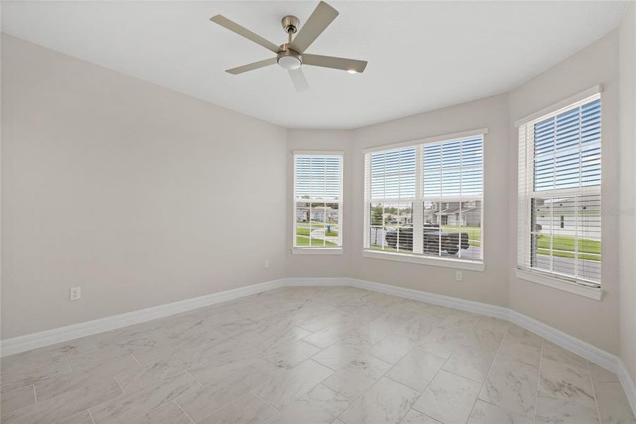 Spacious, unfurnished interior of a new home in , Mount Dora (Image 38).