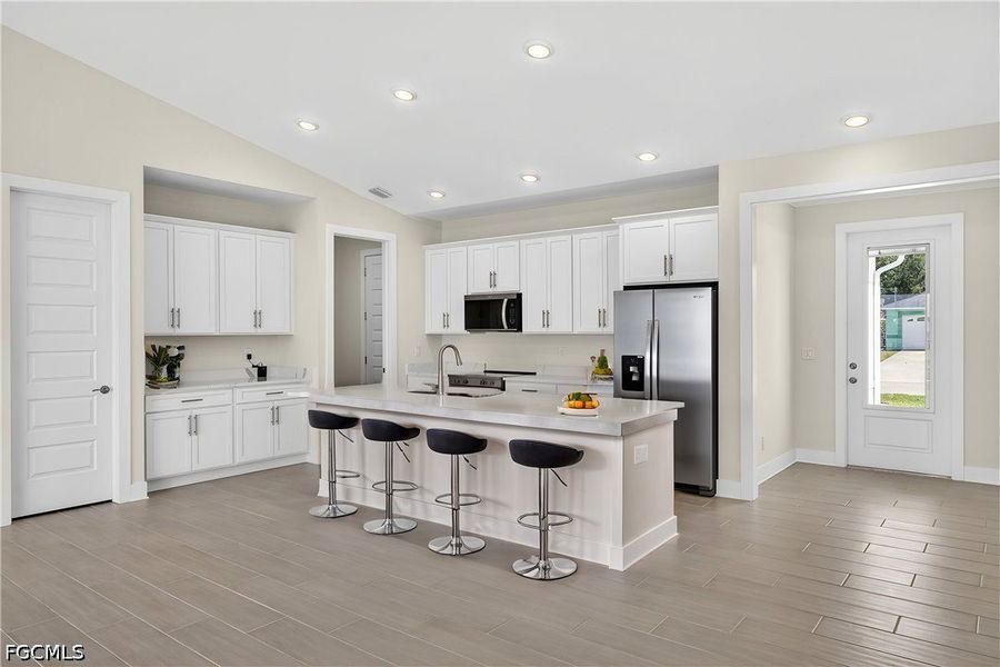 Furnished interior view inside a new home in Cape Coral, Cape Coral (Image 6).