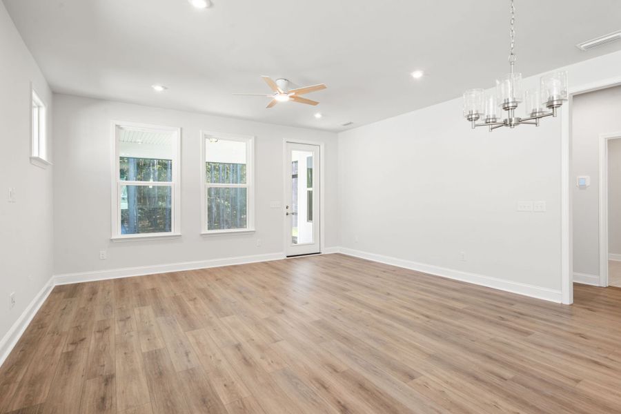 Spacious, unfurnished interior of a new home in Sun City Hilton Head, Bluffton (Image 27).