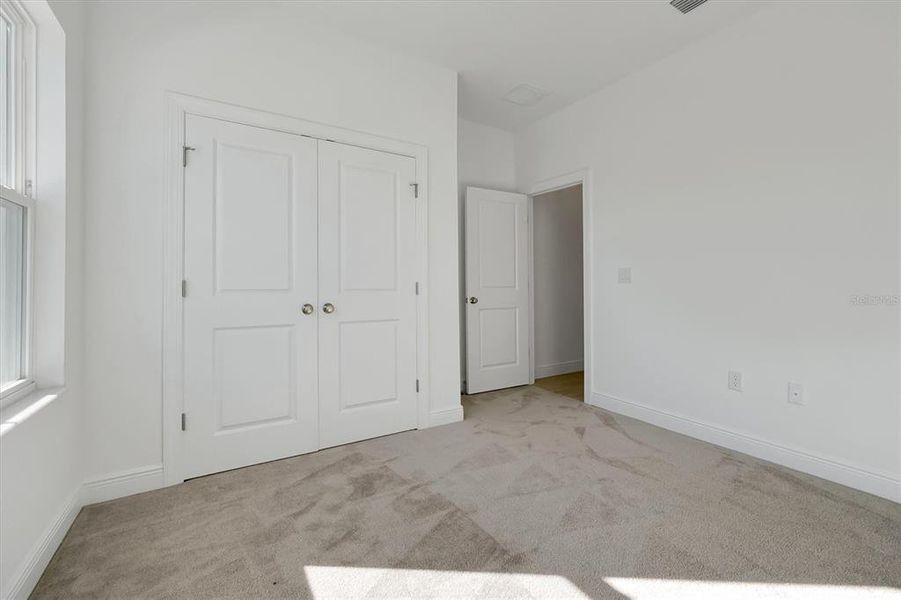 Spacious, unfurnished interior of a new home in Prairie Oaks, St. Cloud (Image 52).