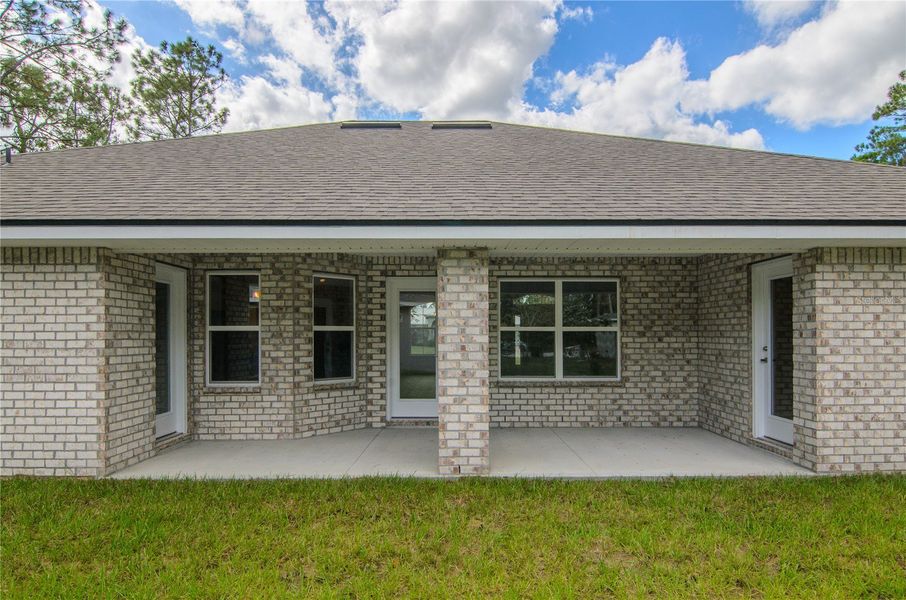 Exterior details and patio area of a home in Palm Coast, Palm Coast (Image 19).