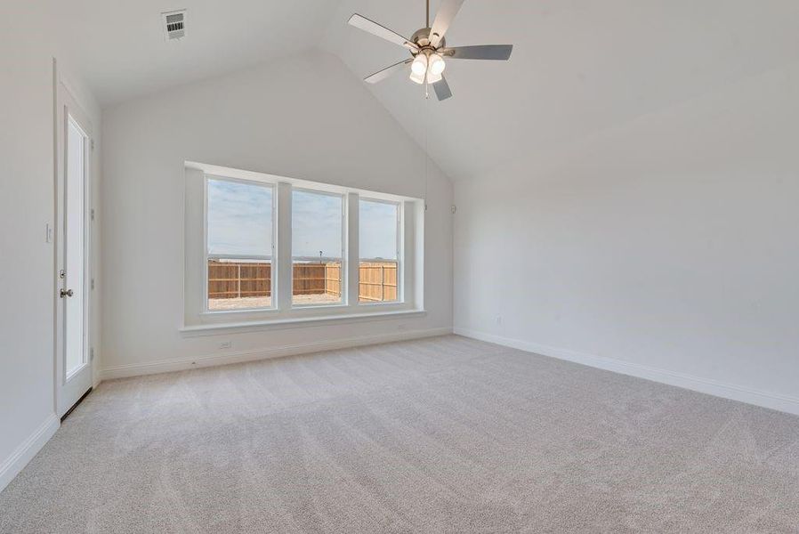 Spacious, unfurnished interior of a new home in Park Trails, Forney (Image 29).