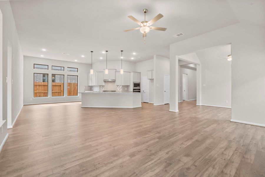 Spacious, unfurnished interior of a new home in Wildtree, Magnolia (Image 19).