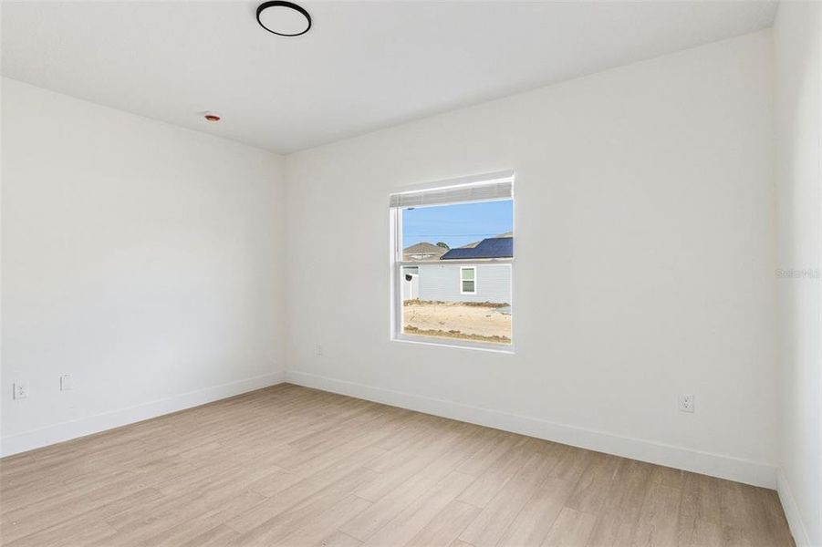 Spacious, unfurnished interior of a new home in , Kissimmee (Image 26).