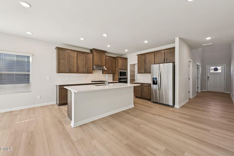 13-web-or-mls-Raleigh - Oak Manor - 749