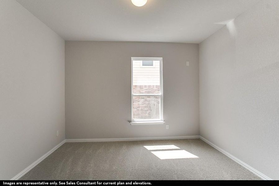 Spacious, unfurnished interior of a new home in Sunfield, Buda (Image 10).