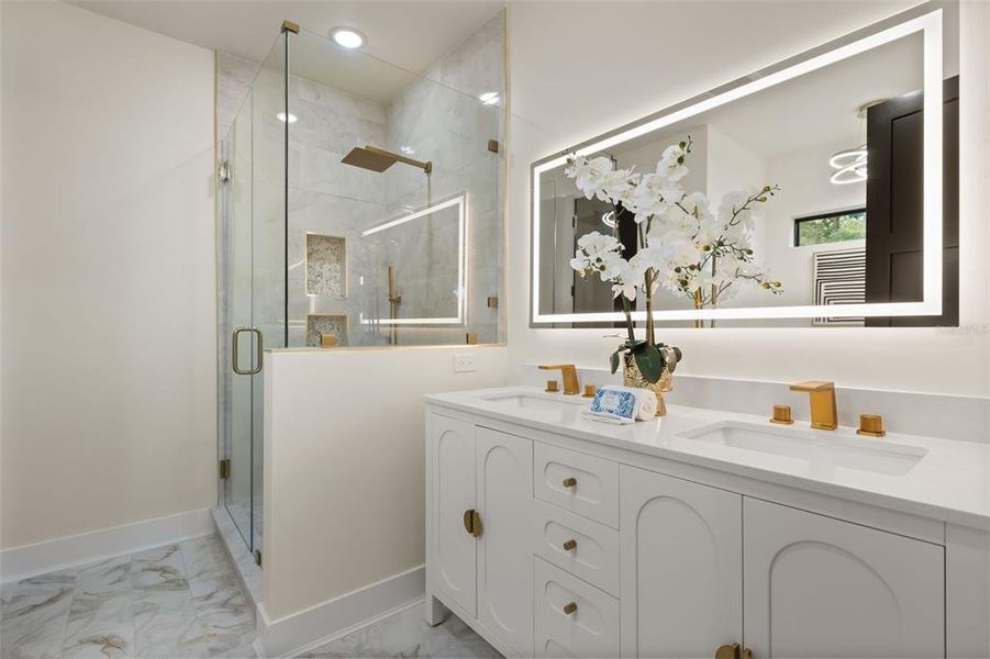 Furnished interior view inside a new home in , Orlando (Image 8).