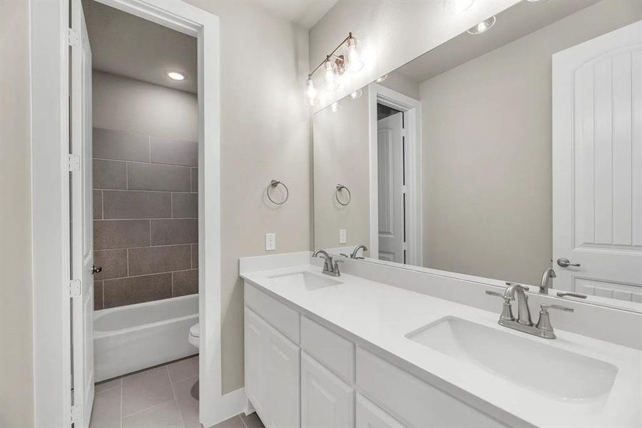 Furnished interior view inside a new home in Fannin Ranch, Leonard (Image 4). Furnished interior view inside a new home in Fannin Ranch, Leonard (Image 4).