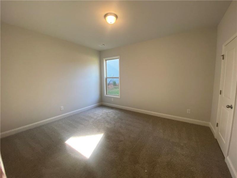 Spacious, unfurnished interior of a new home in , Jefferson (Image 20).