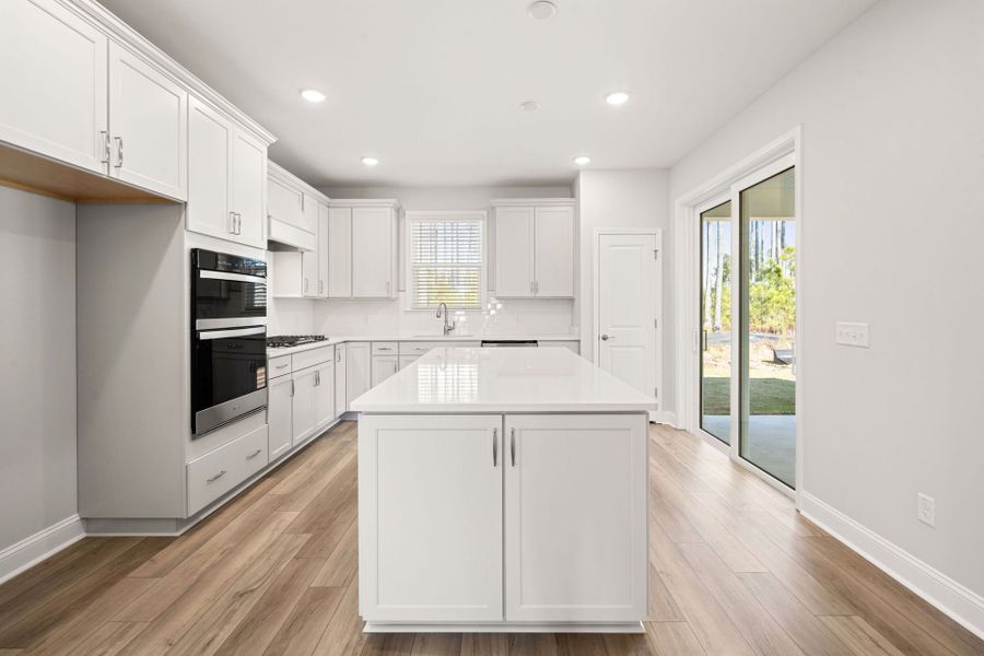 Furnished interior view inside a new home in Del Webb Savannah at Heartwood, Richmond Hill (Image 7).