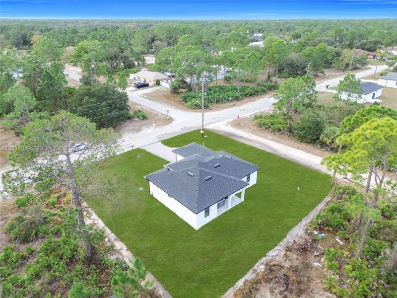 Image 41 of a home in .