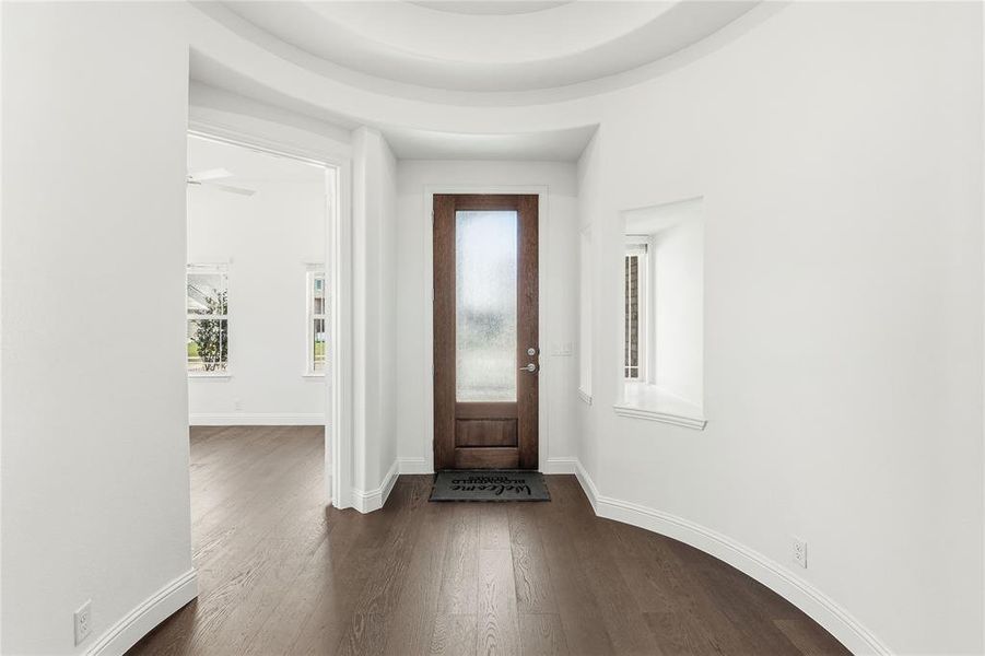 Spacious, unfurnished interior of a new home in Chaparral Park, Oak Point (Image 26). Spacious, unfurnished interior of a new home in Chaparral Park, Oak Point (Image 26).