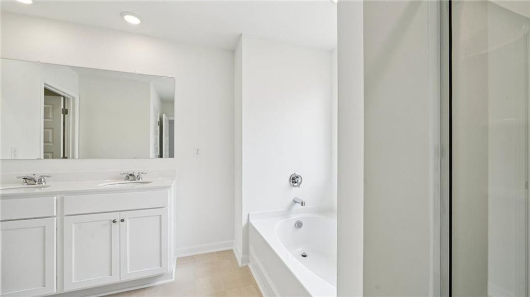 Furnished interior view inside a new home in Sherwood Manor, College Park (Image 9).