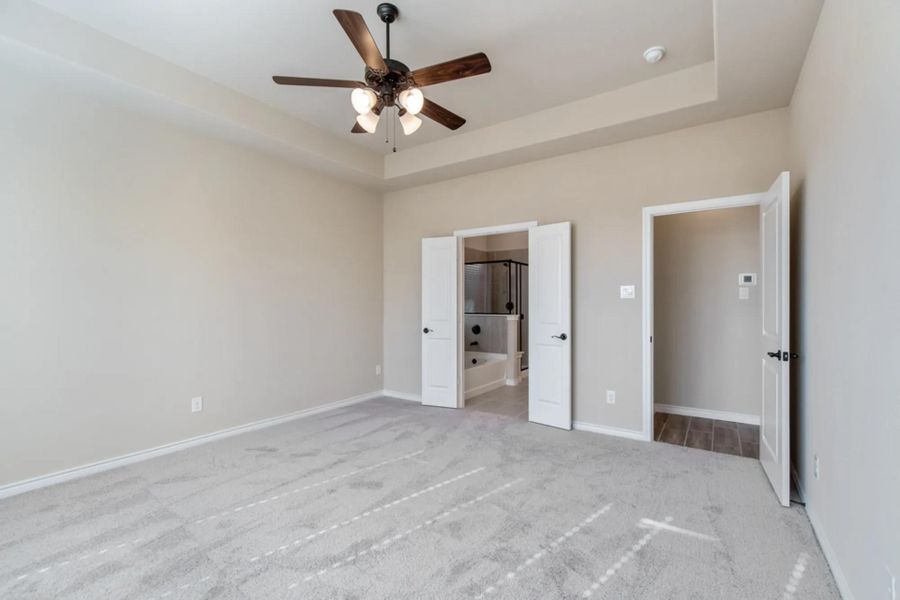 Representative unfurnished interior of a home built from the Concept 2440 by Landsea Homes in Chisholm Hills, Cleburne (Image 19).